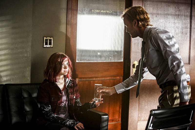 The Flash -- "Magenta" -- Image: FLA303b_0082b.jpg -- Pictured (L-R): Joey King as Frankie Kane and Tom Felton as Julian Albert -- Photo: Bettina Strauss/The CW -- ÃÂ© 2016 The CW Network, LLC. All rights reserved.