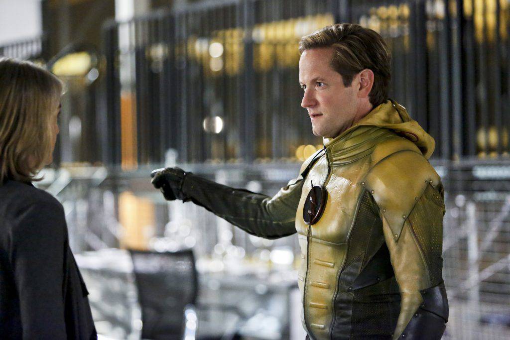 The Flash -- "The Reverse Flash Returns" -- Image FLA211b_0017b -- Pictured (L-R): Amanda Pays as Christina McGee and Matthew Letscher as Eobard Thawne/Reverse Flash -- Photo: Bettina Strauss/The CW -- ÃÂ© 2016 The CW Network, LLC. All rights reserved.