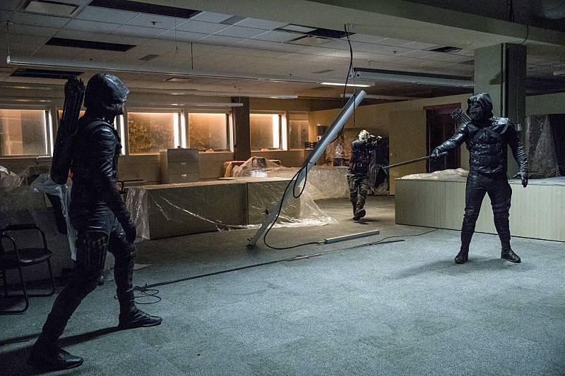 Arrow -- "What We Leave Behind" -- Image AR509b_0391b2.jpg -- Pictured (L-R): Stephen Amell as Oliver Queen/The Green Arrow, Rick Gonzalez as Rene Ramirez/Wild Dog and Prometheus -- Photo: Jack Rowand/The CW -- ÃÂ© 2016 The CW Network, LLC. All Rights Reserved.