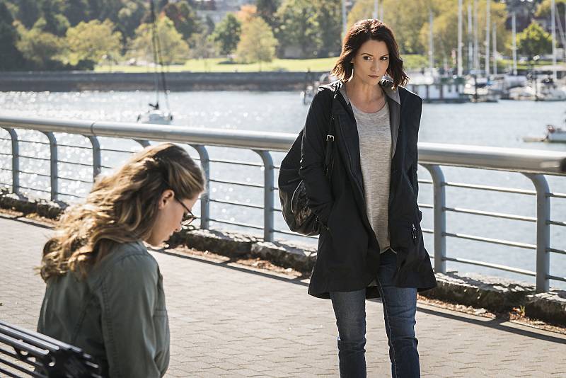 Supergirl -- "Changing" -- Image SPG206a_0012 -- Pictured (L-R): Melissa Benoist as Kara and Chyler Leigh as Alex Danvers -- Photo: Liane Hentscher/The CW -- ÃÂ© 2016 The CW Network, LLC. All Rights Reserved