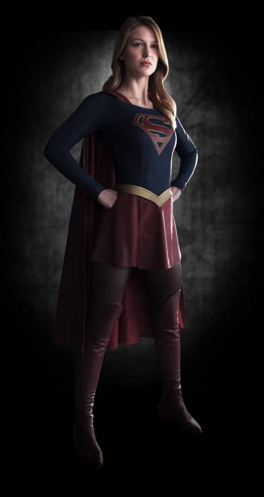 SUPERGIRL-First-Look-Image-Full-Body-2