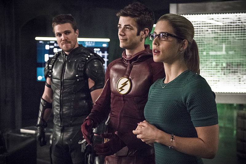 Crossover de Arrow e Flash terá um tempo maior