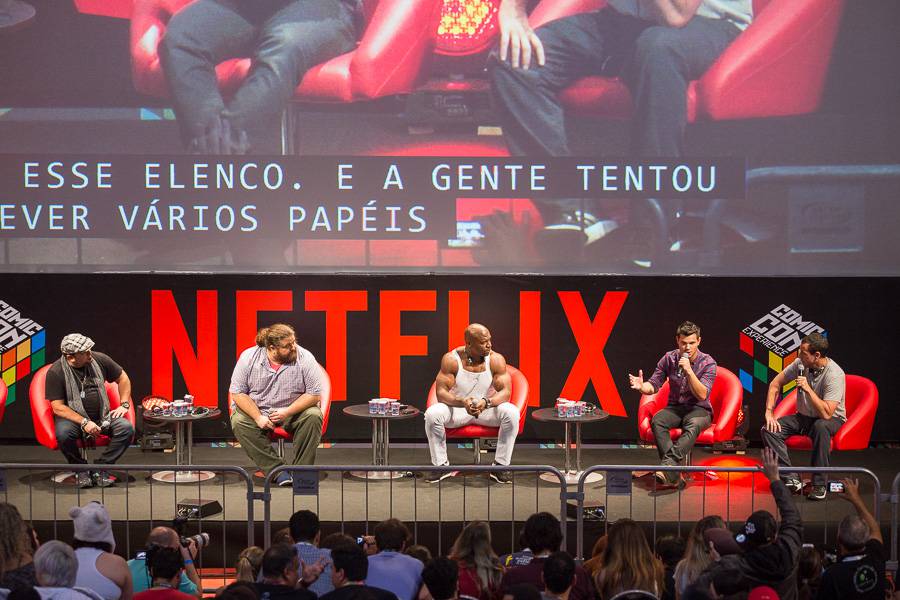 SAO PAULO, SP, 2015-12-06: Painel do filme Original Netflix, The Ridiculous 6 na Comic Con Experience 2015. (Foto: Henrique Manreza)