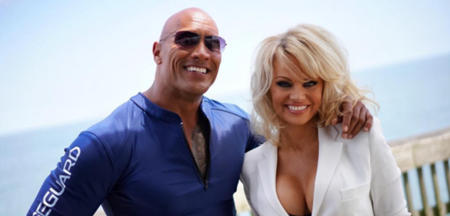 Pamela Anderson estará de volta no reboot de Baywatch