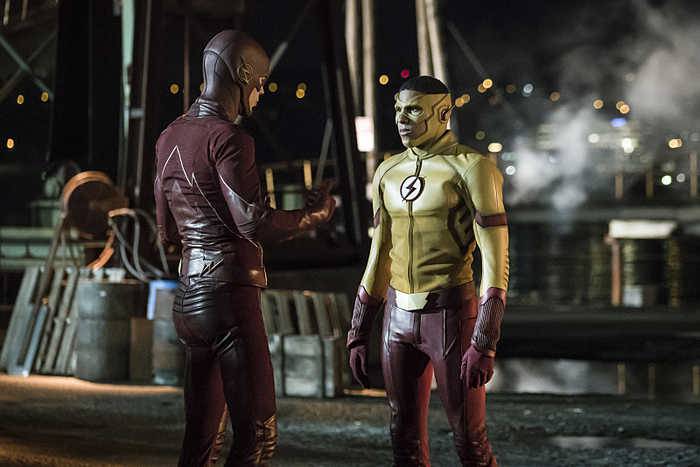 The Flash -- "Flashpoint" -- Image: FLA301a_0090b.jpg -- Pictured (L-R): Grant Gustin as The Flash and Keiynan Lonsdale as Kid Flash -- Photo: Katie Yu/The CW -- ÃÂ© 2016 The CW Network, LLC. All rights reserved.