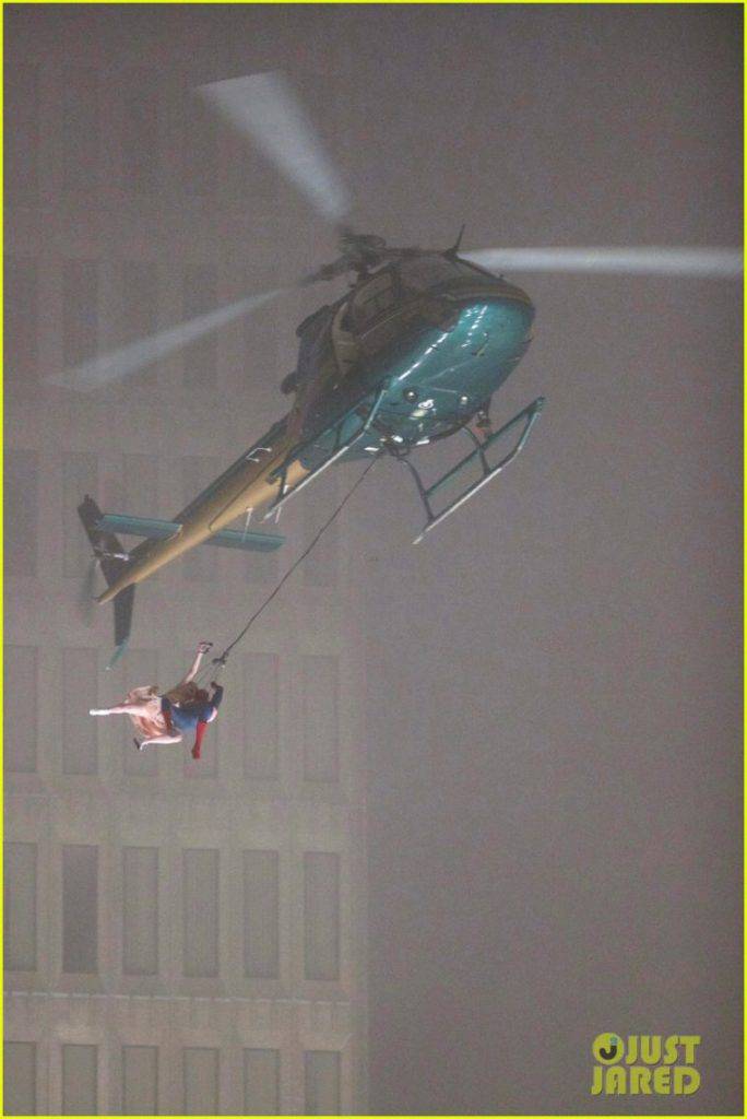spider-man-stunt-doubles-helicopter-scene-03-760x1137